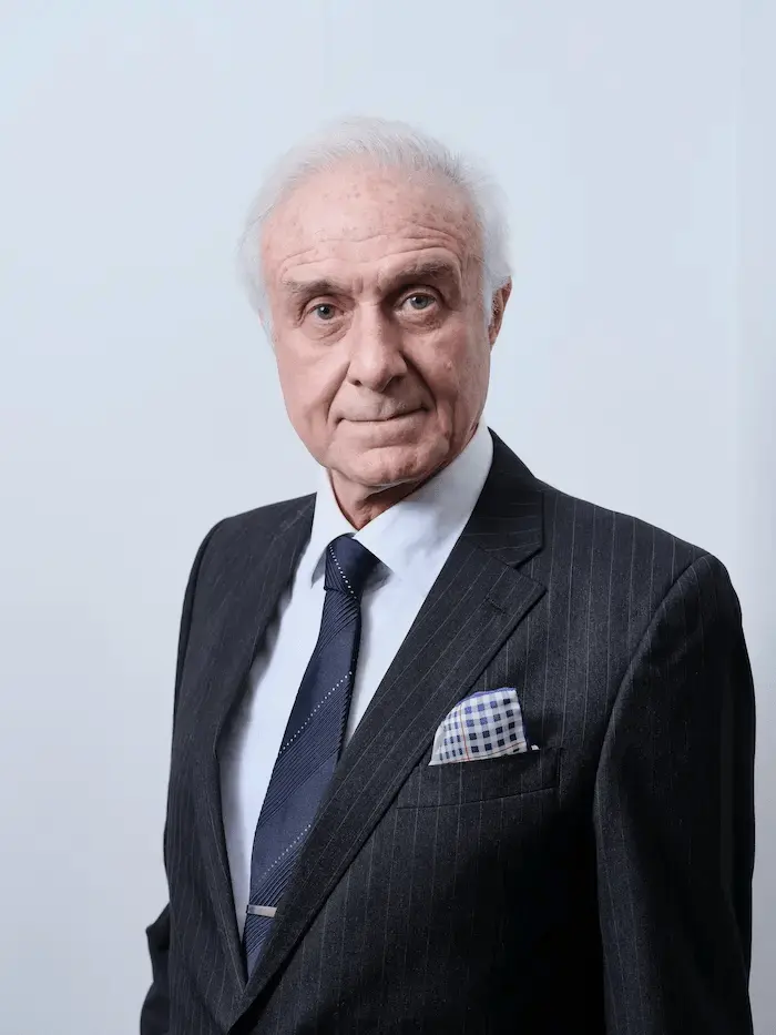 Dr. Enrique Abatti